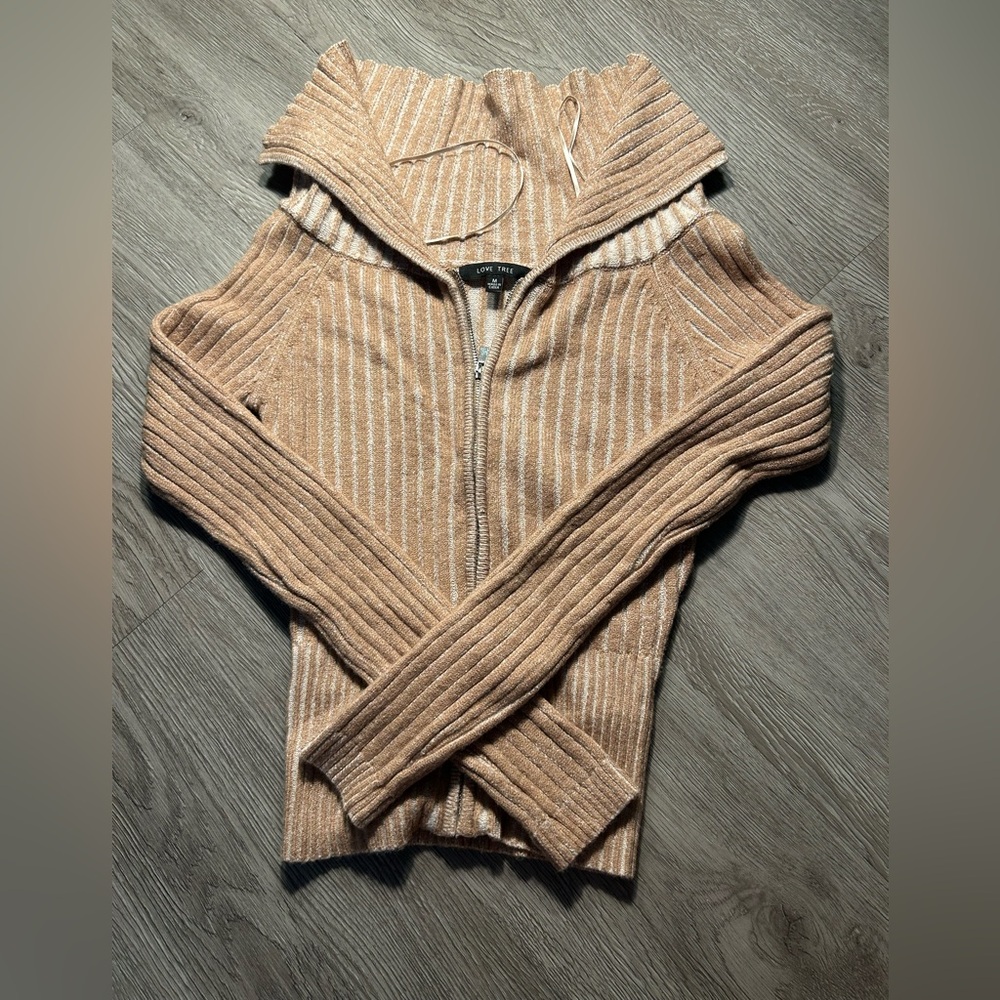 Love Tree Women's Cowl Neck Tan and White Sweater